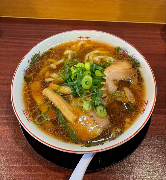 「手打ち醤油（750円）」@超多加水純手打ち麺 仁しむらの写真
