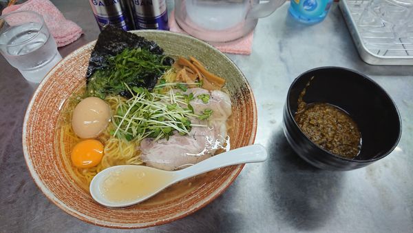「ムール貝出汁塩ラーメン＋ムール貝ソースＷ＋大葉」@覆麺 智の写真