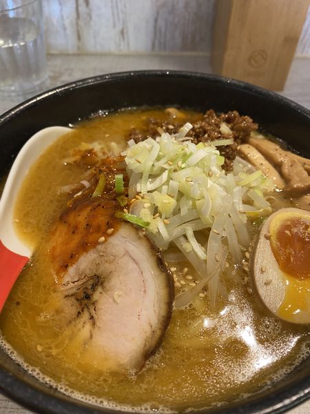 「辛味噌拉麺」@麺屋 誉の写真