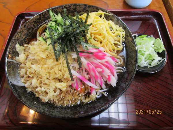 「冷やしタヌキ蕎麦 850円」@おそば まるか家の写真