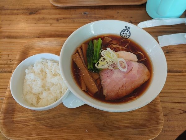 「丸鶏醤油」@麺屋 花枇の写真
