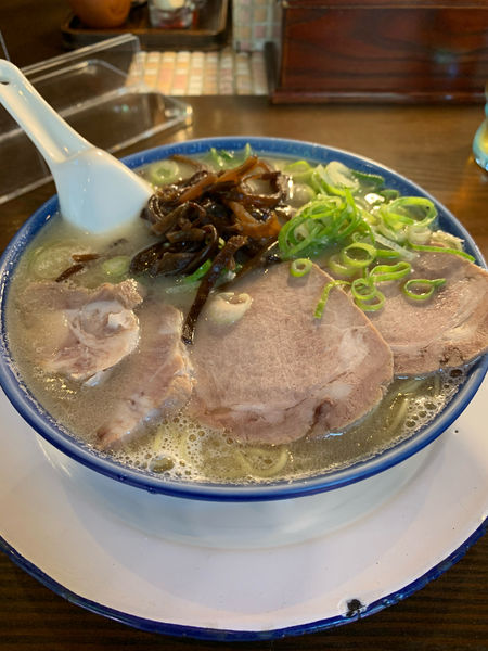 「ラーメン　硬め」@博多ラーメン しばらく 日本橋店の写真