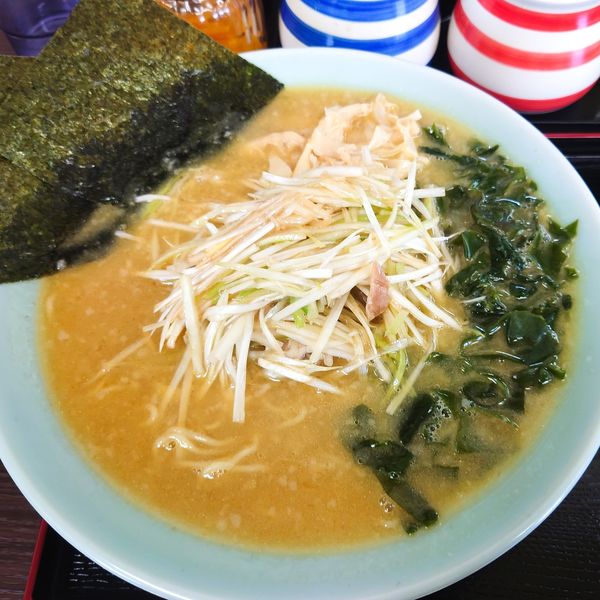 「ネギラーメン750円　カレースパイス80円」@ラーメンショップ 塚崎店の写真