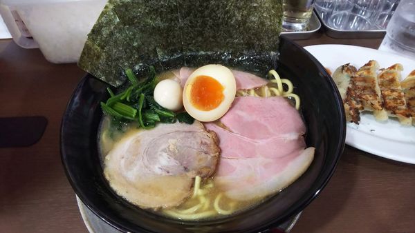 「いるまラーメン」@絶頂家系ラーメン いるま家の写真