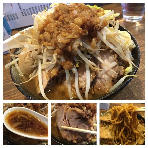 「チャーシューメン 950円、自家製香味味玉」@らーめん 真の写真