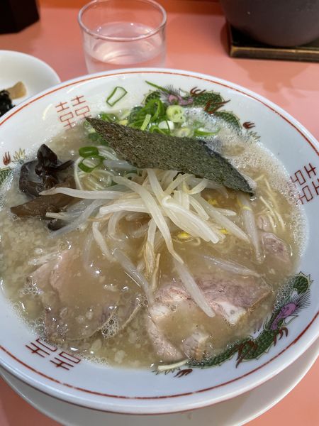「九州とんこつラーメン＋小ライス」@大公 金沢文庫店の写真