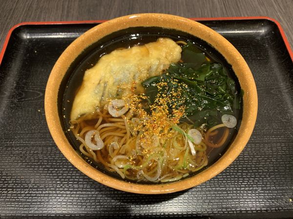 「鰆天そば 520円」@そば処 めとろ庵 西船橋店の写真