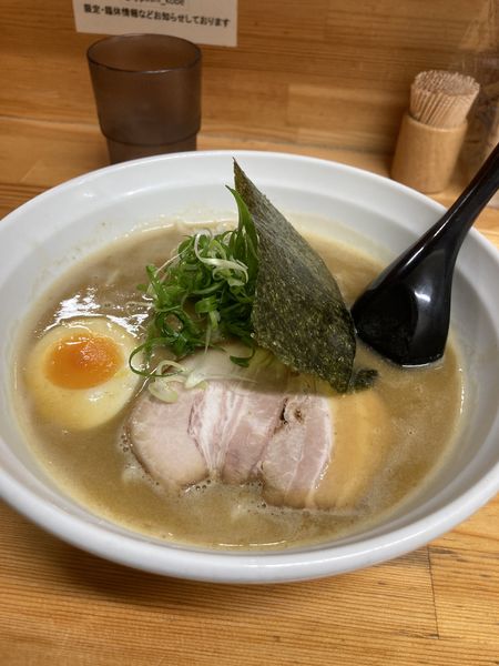 「らーめん・替玉＋ニンニク（９５０円）」@いっぽしの写真