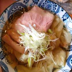 塩煮干しわんたん