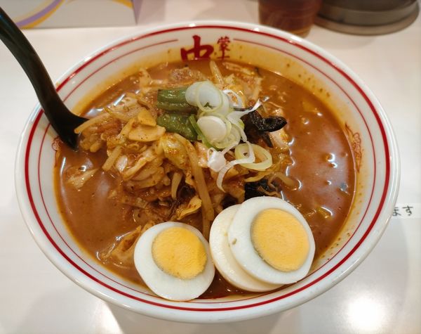 「【限定】五目味噌タンメン1000円 辛さ8」@蒙古タンメン 中本 柏店の写真