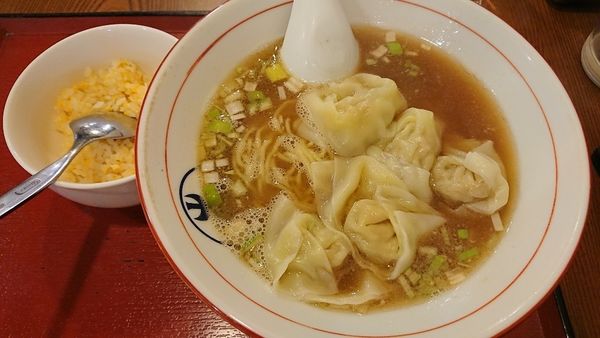 「わんたんめん」@中華料理 帆の写真