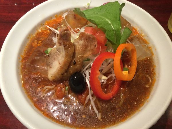 「【期間限定】つったいまっかなトマトの酸ラーメン(¥1080)」@麺ダイニング ととこの写真