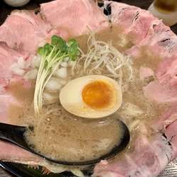 魚豚骨ラーメン＋半焼き飯、チャーシュー増し
