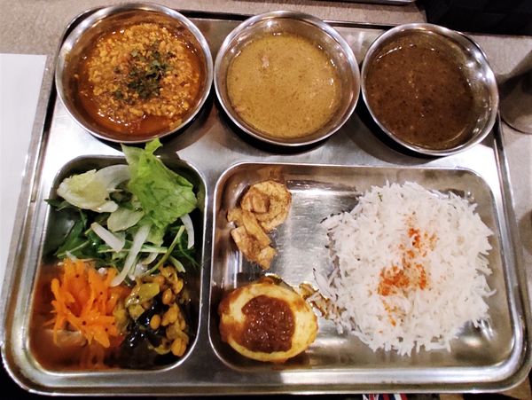 「３種カレーセット＋チキンティッカ＝1400円」@ガヤバジの写真