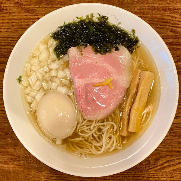 「白煮干中華そば ¥780円（味玉サービスCP）」@麺屋らんまるの写真