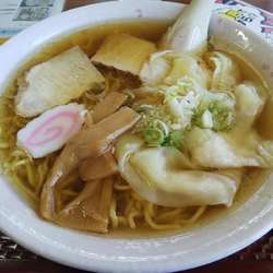 ワンタンメン　※クーポンで５００円