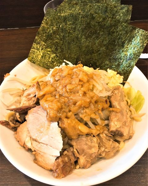 「冷やし中華ニンニクアブラ＋バラ軟骨＋のり」@ピコピコポンの写真