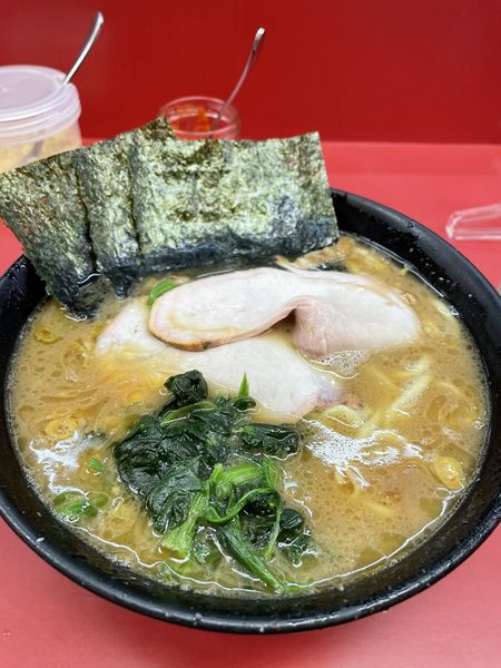 「ラーメン＋まぶしご飯」@ラーメン杉田家の写真