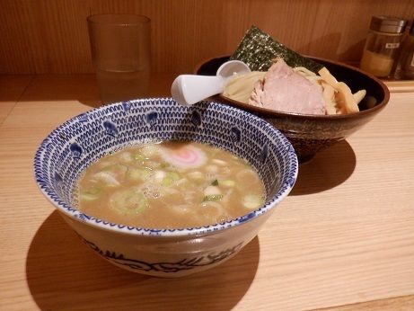 「つけめん　小盛」@舎鈴 新宿西口店の写真