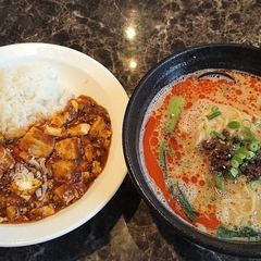 鮮楽園 緑区店の画像