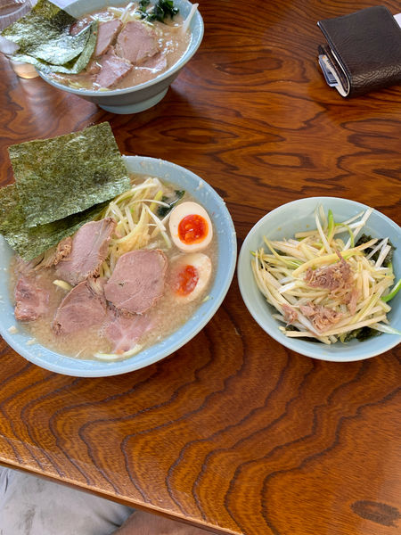 「ネギチャーシュー　味玉　太麺　小ネギごはん」@ラーメンショップ 牛久結束店の写真