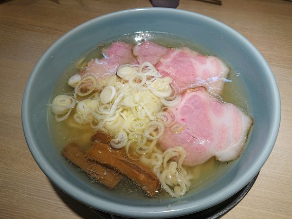 「S チャーシューメン 1000円＋手打ち麺 50円」@まるえ中華そばの写真