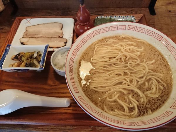 「鯖 さば」@炭火焼濃厚中華そば 倫道の写真