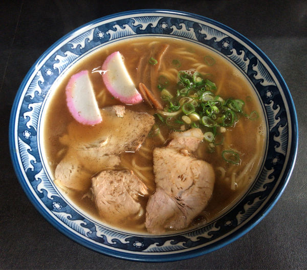 「中華そば(580円)」@紀乃國屋 ○中の写真