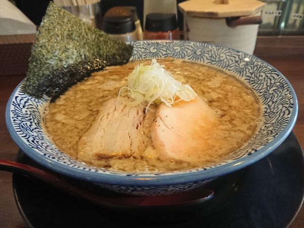 「背脂のこく煮干らぁめん」@千葉房総 麺のマルタイの写真