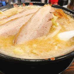 味噌チャーシュー麺