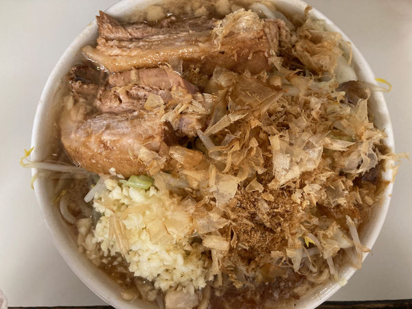 「ラーメン 790円（かつお節+50円）」@ラーメン 富次郎 堀町店の写真