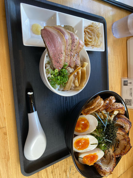 「デラックス油そば」@Ramen Street 桜の写真