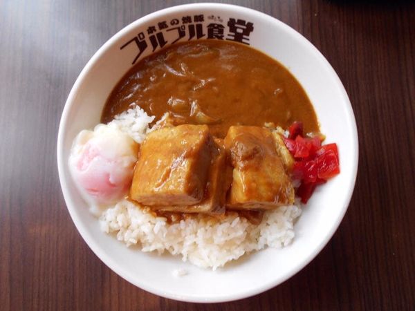 「焼豚屋のまかないカレー」@本気の焼豚 プルプル食堂の写真