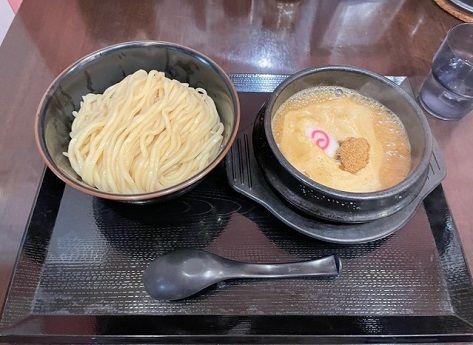「黄金つけ麺　大盛り（ランチランチサービス）」@麺侍右京 反町店の写真