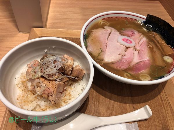 「ソラノイロ　中華そば(1000円)、瀬戸のもち豚チャーシュー丼」@ラーメンWalkerキッチンの写真