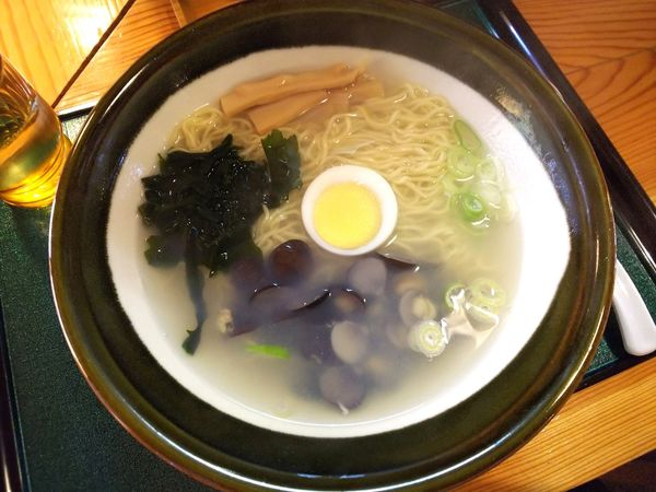 「元祖しじみラーメン（中貝）　850円（→クーポンで550円）」@元祖しじみラーメン和歌山 弘前店の写真