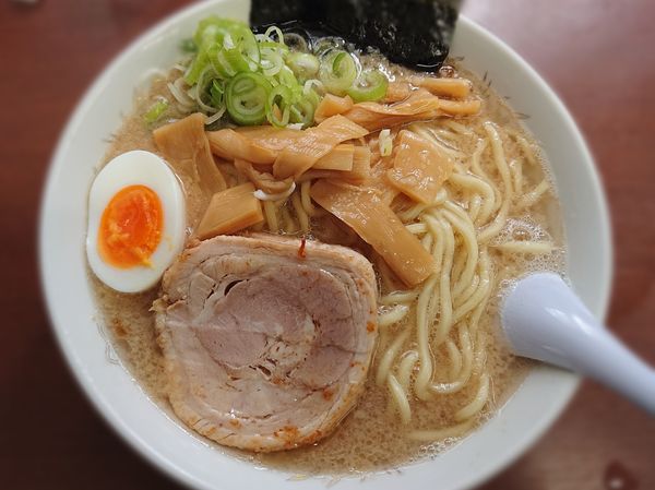 「【昼の部】ラーメン」@ラーメン ひかりの写真