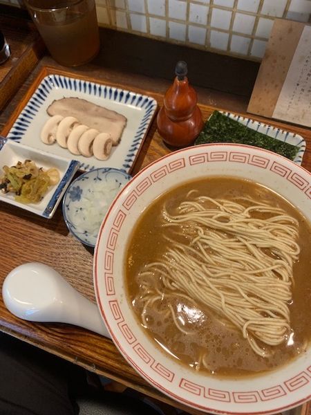 「茸マッシュルーム 950円　和え麺 200円」@炭火焼濃厚中華そば 倫道の写真
