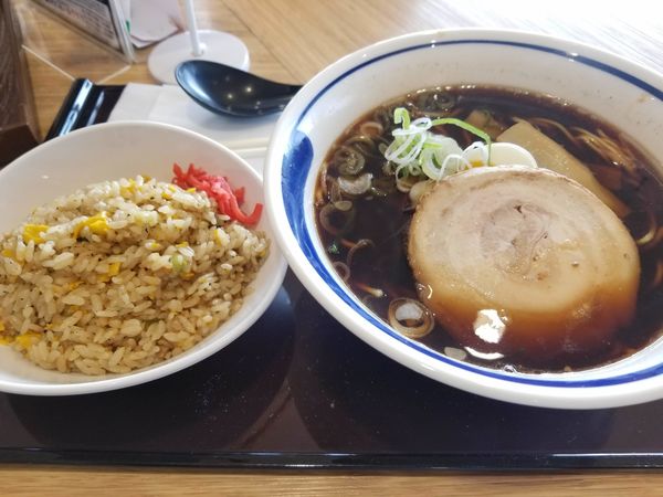 「富山ブラックラーメン（ミニチャーハンセット）」@北陸自動車道上り有磯海SAの写真