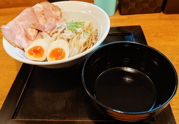 「イカスミの昆布水つけ麺【期間·数量限定】」@らぁ麺はうす Sumika0の写真