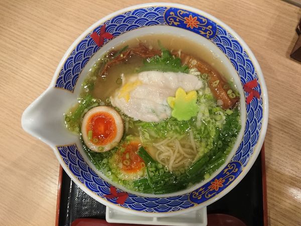 「ふぐだし潮らーめん 美味玉入り 1270円」@ふぐだし潮 八代目けいすけ 東急プラザ銀座店の写真