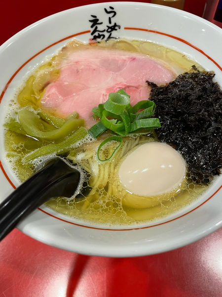 「塩ラーメン大盛り+味玉」@らーめん えんやの写真