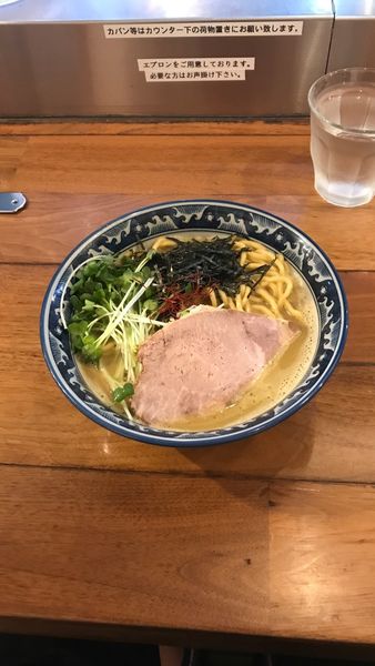「牡蠣ラーメン」@麺や佐市の写真