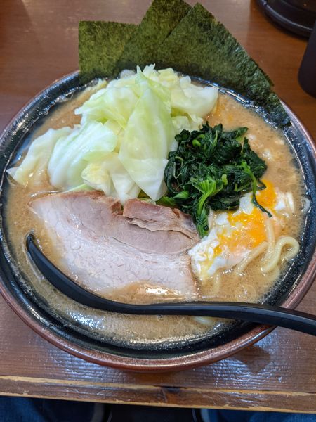 「とき卵キャベツラーメン」@ラーメン 大山家 昭島店の写真