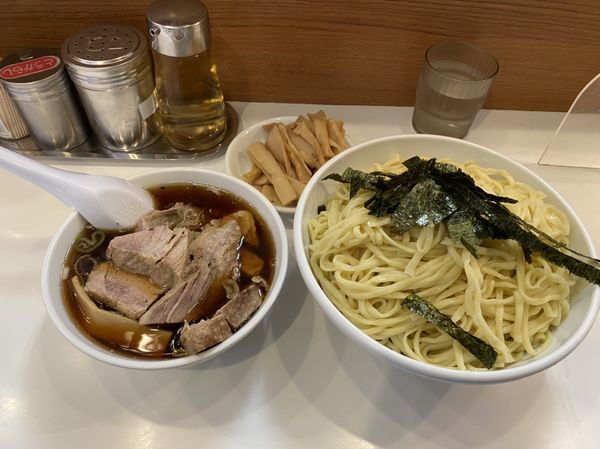 「チャーシューざるらぁめん特盛+メンマ」@らぁめん ほりうち 新橋店の写真