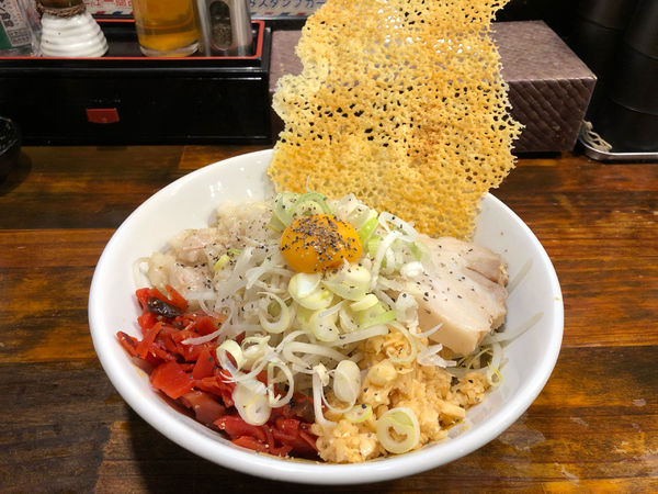 「俺の汁なしカリー麺」@オリオン食堂の写真