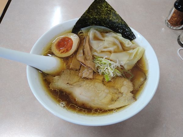 「特選醤油ラーメン　¥750」@郡山駅前ラーメン 角麺の写真