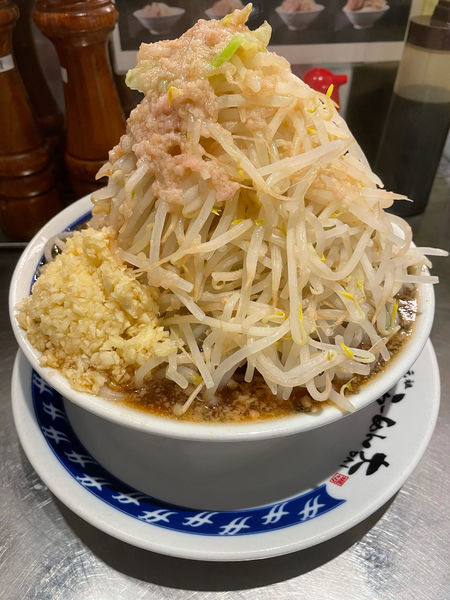 「ラーメン全マシマシ」@らーめん大 竹ノ塚店の写真