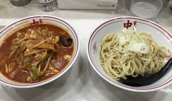 「冷やし味噌野菜　大盛＋野菜マシ」@蒙古タンメン 中本 千葉店の写真