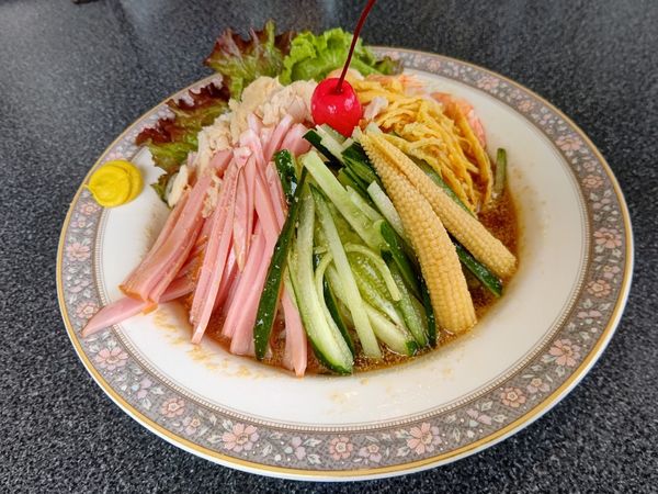 「ごもくごまだれ冷し中華そば(並盛・140g)990円」@中国料理 你好の写真